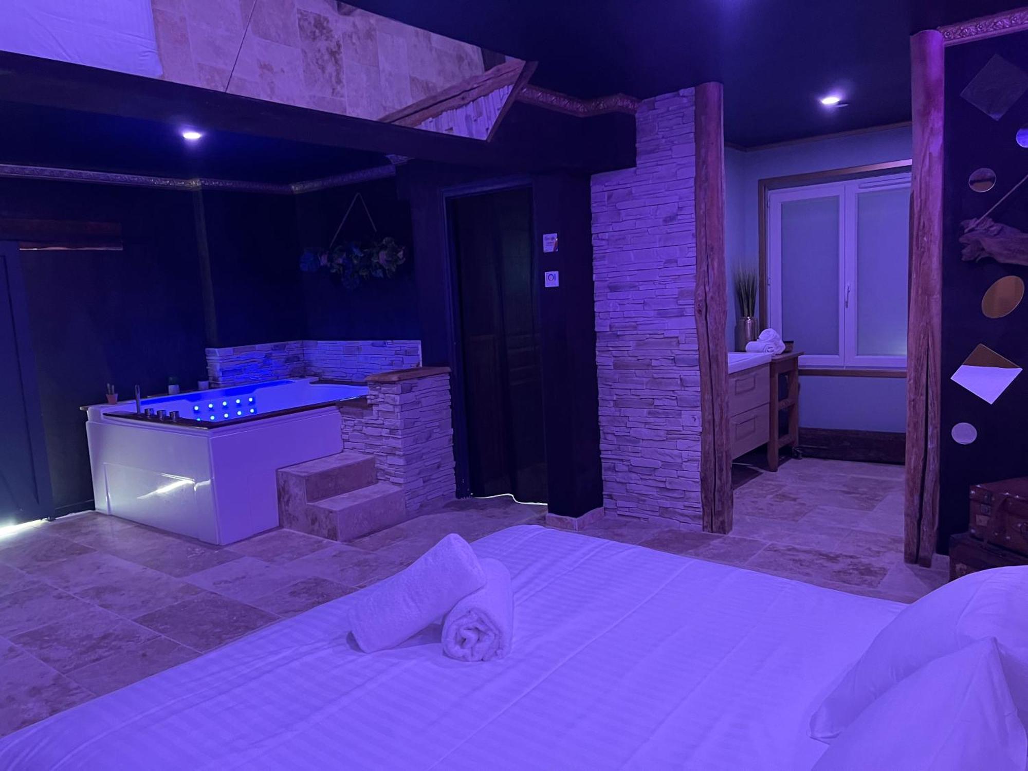 Leves Le Lodge Des Charmes 5 Etoiles מראה חיצוני תמונה